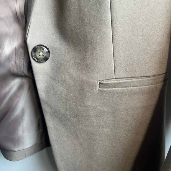 Limitless One-Button Fitted Blazer - Picture 5 of 8